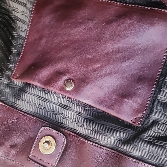 Prada Milano Green Nylon and Brown Leather Hobo Shoulder Bag with Gold hardware - Picture 15 of 16